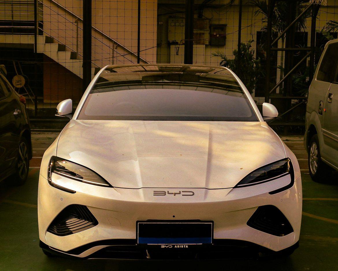 BYD posted a strong start to 2025, with first-quarter sales surging 58% year-on-year to 986,098 passenger vehicles. In March alone, BYD delivered 371,419 passenger cars, including 166,109 battery EVs and 205,310 plug-in hybrids.The company set a new record for overseas sales in March, delivering 72,723 vehicles, a YoY increase of 89.22%.ItemsMarch 2025March 2024Year-to-date March 2025Year-to-date March 2024New energy vehicle377,420302,4591,000,804626,263– Passenger vehicle371,419301,631986,098624,398– Battery electric vehicle166,109139,902416,388300,114– Plug-in hybrid electric vehicle205,310161,729569,710324,284<em>BYD sales.</em>The Shenzhen-based company, which ceased production of combustion engine vehicles in 2022, continues to innovate, recently rolling out advanced smart driving technology at no extra cost and unveiling an <a href="https://invezz.com/news/2025/03/18/byd-shares-climb-to-record-high-after-company-launches-ultra-fast-chargers/">ultra-fast charging system </a>capable of adding 400 kilometers of range in just five minutes.BYD’s edge over TeslaInvestor confidence in BYD remains strong, with the stock up around 45% this year, in stark contrast to its biggest rival, Tesla’s 36% decline. This comes as BYD has been steering ahead of Tesla in sales performance. BYD reported <a href="https://invezz.com/news/2025/03/24/the-electric-shift-can-byds-value-proposition-dethrone-tesla/">$107 billion in sales for 2024</a>, marking a 29% increase from the previous year, with total deliveries reaching 4.27 million vehicles, including hybrids. In comparison, Tesla posted $97.7 billion in revenue for the year, delivering 1.79 million battery-powered vehicles. Notably, Tesla’s annual deliveries declined by 1.1%—its first year-over-year drop.Unlike Tesla, which positions itself as a premium brand, BYD has built its dominance through affordability. Its entry-level model starts at just over $10,000 in China, significantly lower than Tesla’s least expensive Model 3, which is priced at more than $32,000.BYD’s 2025 goalsBYD is targeting 5.5 million vehicle sales in 2025, with plans to more than <a href="https://invezz.com/news/2025/03/26/byd-targets-doubling-overseas-sales-in-2025-to-800000-amid-global-expansion/">double overseas shipments to 800,000 units</a>. The company sees substantial growth potential in Britain, Latin America, and Southeast Asia, where demand for affordable EVs is on the rise.Chairman Wang Chuanfu indicated that BYD will navigate tariff challenges by localizing assembly operations while maintaining reliance on China for key components. The company currently does not sell passenger cars in the US due to high tariffs and restrictions on smart driving EV technology.Britain presents a particularly attractive opportunity, with Wang describing the market as “very open” to competitive Chinese products. Latin America and Southeast Asia are also expected to contribute meaningfully to BYD’s international sales expansion.Analysts on BYD stockLast week, several analysts shared their bullish outlook on the EV giant.Bernstein analysts reaffirmed their “outperform” rating on BYD shares, maintaining a price target of HK$460.00.  Following its full-year 2024 earnings release, Bernstein highlighted the company’s growth trajectory, particularly its expansion in overseas markets. Jefferies analyst Johnson Wan raised BYD’s price target to HK$447.00 from HK$426.00 while reiterating a “buy” rating. The revision follows the company’s fourth-quarter earnings report, which showed revenue growth of 37% year-over-year to RMB275 billion and a 29% rise in net profit to RMB15 billion. The post <a href="https://invezz.com/news/2025/04/01/byds-q1-sales-surge-58-to-986098-march-numbers-up-23/">BYD’s Q1 sales surge 58% to 986,098, March numbers up 23%</a> appeared first on <a href="https://invezz.com/">Invezz</a>